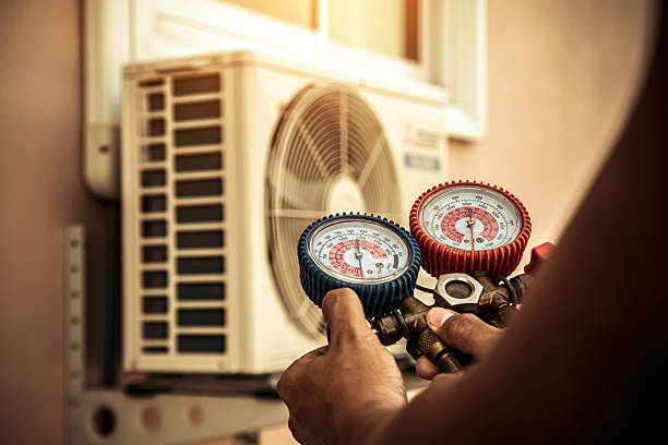 Professional Ductwork Repair technician working in Decatur, MI
